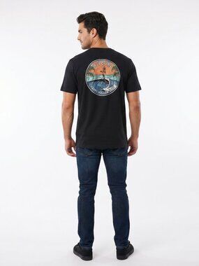 *Ripcurl Black 'Happy Hollow Days' Graphic T-Shirt